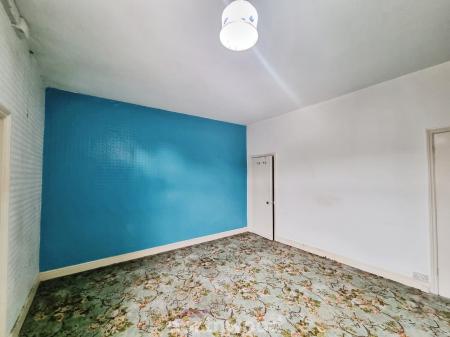 2 bedroom Terraced House for sale in Montague Street, Doncaster, Doncaster, DN1