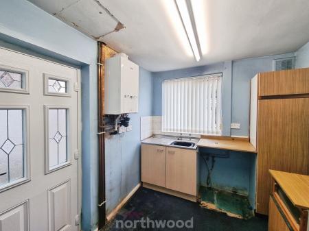 2 bedroom Terraced House for sale in Montague Street, Doncaster, DN1