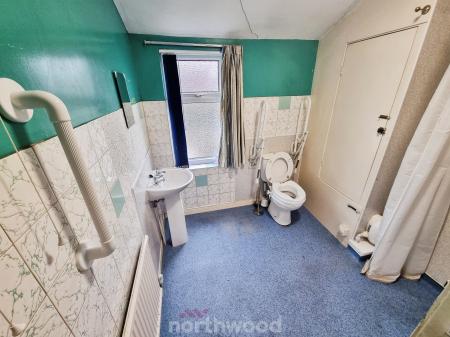 2 bedroom Terraced House for sale in Montague Street, Doncaster, Doncaster, DN1