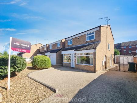 3 bedroom Detached house for sale in Arden Gate, Balby, Doncaster, DN4