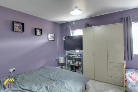 3 bedroom Town house to let in Walstow Crescent, Armthorpe, Doncaster, DN3