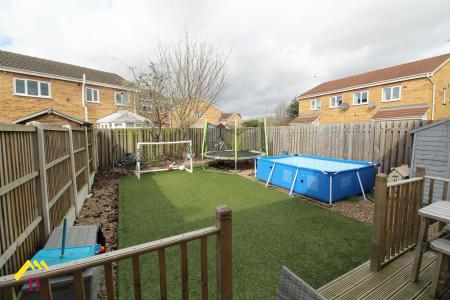 3 bedroom Town house to let in Walstow Crescent, Armthorpe, Doncaster, DN3