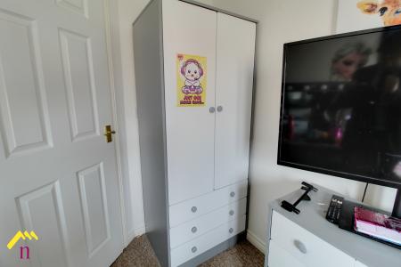 3 bedroom Town house to let in Walstow Crescent, Armthorpe, Doncaster, DN3