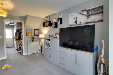 3 bedroom Town house to let in Walstow Crescent, Armthorpe, Doncaster, DN3