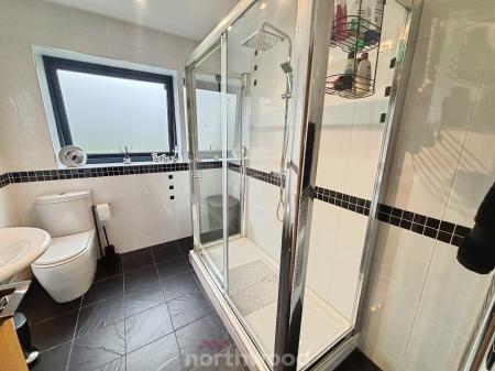 4 bedroom Detached bungalow for sale in Ancient Lane, Hatfield Woodhouse, Doncaster, DN7