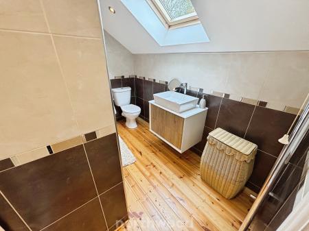 4 bedroom Detached bungalow for sale in Ancient Lane, Hatfield Woodhouse, Doncaster, DN7