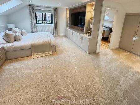 4 bedroom Detached bungalow for sale in Ancient Lane, Hatfield Woodhouse, Doncaster, DN7