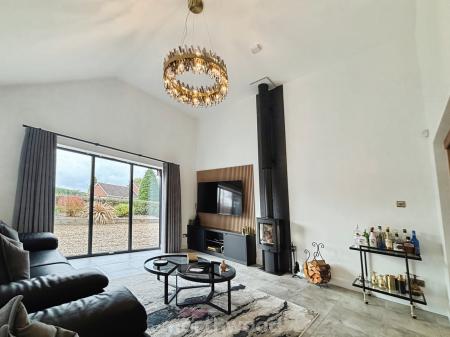 4 bedroom Detached bungalow for sale in Ancient Lane, Hatfield Woodhouse, Doncaster, DN7