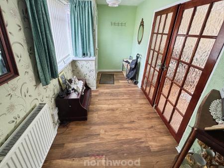 3 bedroom Terraced House for sale in Bootham Crescent, Stainforth, Doncaster, DN7