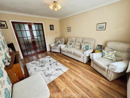 3 bedroom Terraced House for sale in Bootham Crescent, Stainforth, Doncaster, DN7