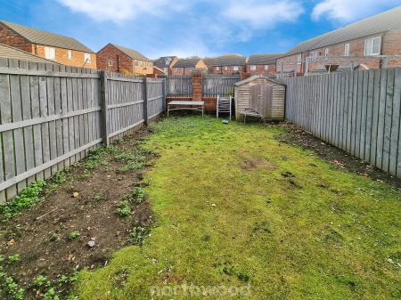 2 bedroom Semi-detached house for sale in Cammidge Way, Bessacarr, Doncaster, DN4