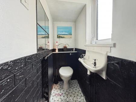 3 bedroom Semi-detached house for sale in Durham Avenue, Thorne, Doncaster, DN8