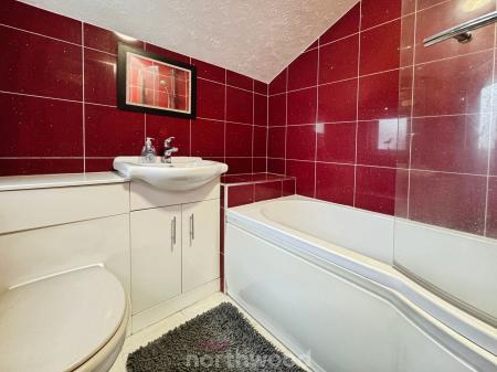 3 bedroom Semi-detached house for sale in Durham Avenue, Thorne, Doncaster, DN8
