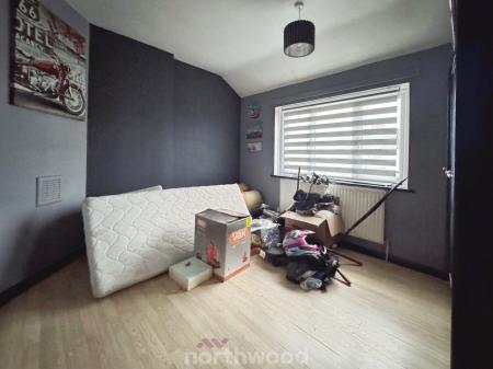 3 bedroom Semi-detached house for sale in Durham Avenue, Thorne, Doncaster, DN8