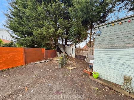 3 bedroom Semi-detached house for sale in Durham Avenue, Thorne, Doncaster, DN8