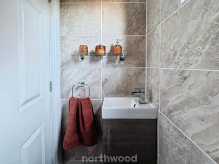 3 bedroom Detached house for sale in Fieldside, Doncaster, Doncaster, DN8