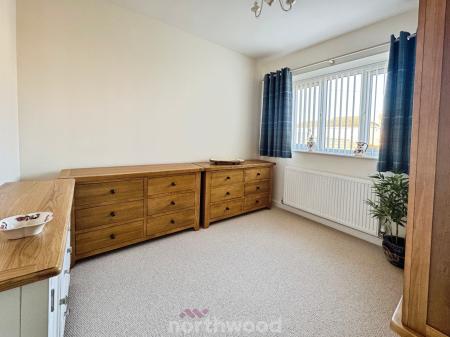 3 bedroom Detached house for sale in Fieldside, Doncaster, Doncaster, DN8