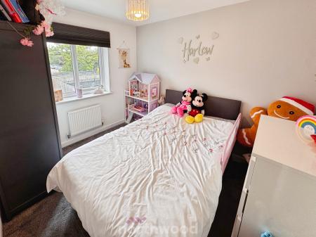3 bedroom Semi-detached house for sale in Garratt Way, Thorne, Doncaster, DN8