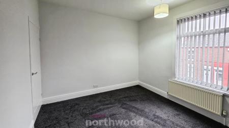 2 bedroom Terraced House to let in St. Johns Road, Balby, Doncaster, DN4