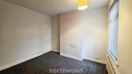 2 bedroom Terraced House to let in St. Johns Road, Balby, Doncaster, DN4