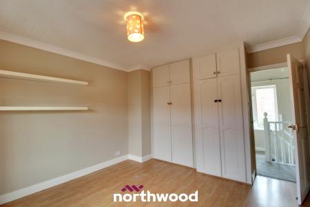 3 bedroom Semi-detached house to let in Wellington Grove, Bentley, Doncaster, DN5