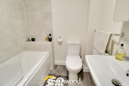 2 bedroom Terraced House to let in Farleigh Drive, Harworth, Doncaster, DN11