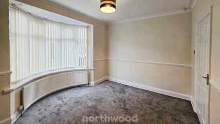 2 bedroom Semi-detached house to let in Avondale Road, Intake, Doncaster, DN2