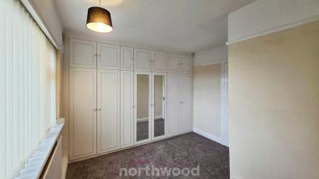 2 bedroom Semi-detached house to let in Avondale Road, Intake, Doncaster, DN2