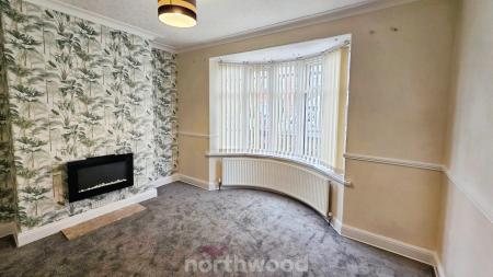 2 bedroom Semi-detached house to let in Avondale Road, Intake, Doncaster, DN2