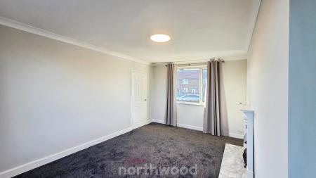 3 bedroom Semi-detached house to let in Briar Road, Armthorpe, Doncaster, DN3