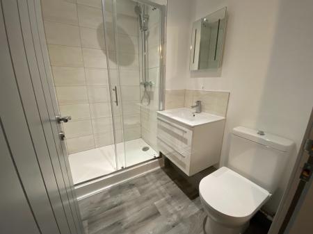 1 bedroom Flat to let in Portland Place, Doncaster, DN1