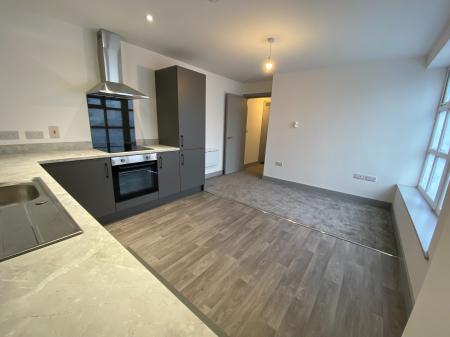 1 bedroom Flat to let in Portland Place, Doncaster, DN1