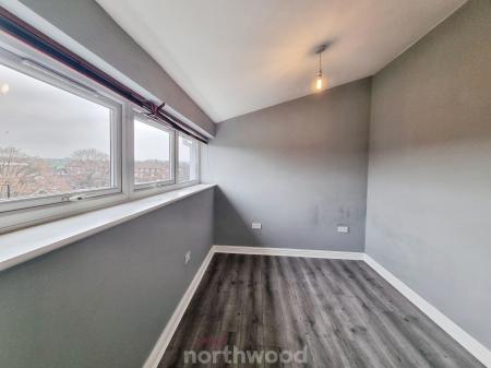 2 bedroom Flat for sale in Springfield Court, Amersall Road, Doncaster, Doncaster, DN5