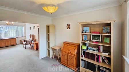 3 bedroom Semi-detached house for sale in Colchester Court, Scawsby, Doncaster, DN5