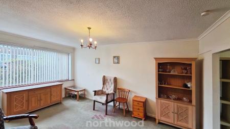 3 bedroom Semi-detached house for sale in Colchester Court, Scawsby, Doncaster, DN5