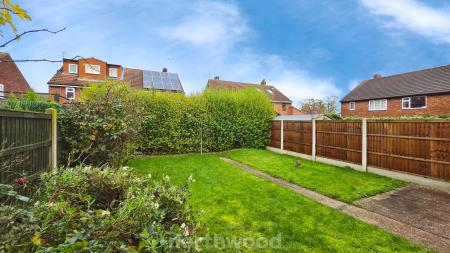 3 bedroom Semi-detached house for sale in Colchester Court, Scawsby, Doncaster, DN5