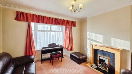 3 bedroom Semi-detached house for sale in Zetland Road, Town Moor, Doncaster, DN2