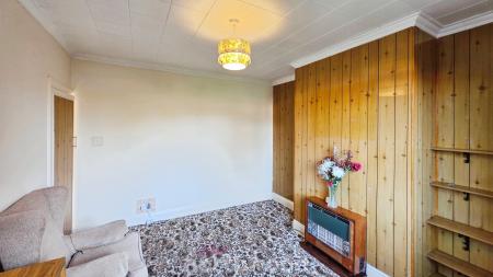 3 bedroom Semi-detached house for sale in Zetland Road, Town Moor, Doncaster, DN2