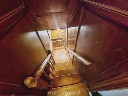 2 bedroom Terraced House for sale in Shadyside, Hexthorpe, Doncaster, DN4