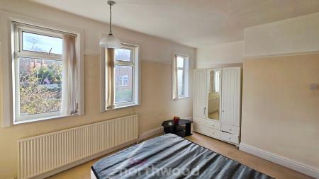 3 bedroom Semi-detached house for sale in Harrowden Road, Wheatley, Doncaster, DN2