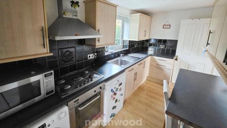 3 bedroom Semi-detached house for sale in Harrowden Road, Wheatley, Doncaster, DN2