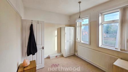 3 bedroom Semi-detached house for sale in Harrowden Road, Wheatley, Doncaster, DN2