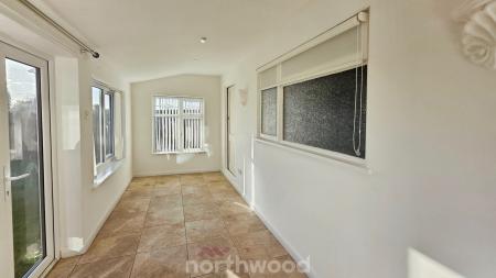 3 bedroom Semi-detached house for sale in Skellow Road, Skellow, Doncaster, DN6
