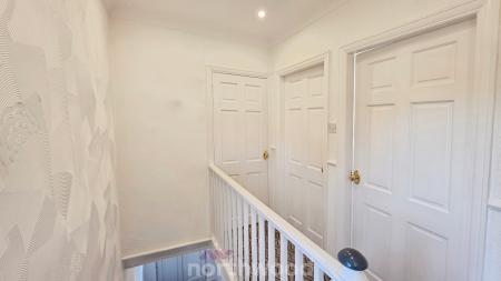 3 bedroom Semi-detached house for sale in Skellow Road, Skellow, Doncaster, DN6