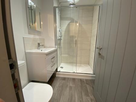 1 bedroom Flat to let in Portland Place, Doncaster, DN1