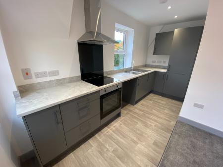 1 bedroom Flat to let in Portland Place, Doncaster, DN1