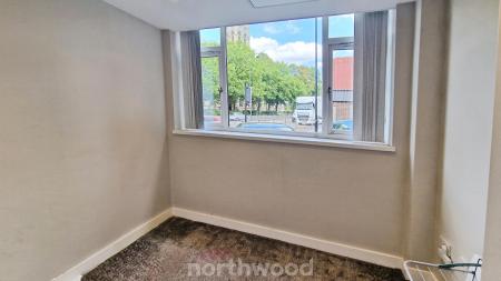 2 bedroom Flat to let in French Gate, Doncaster, DN1
