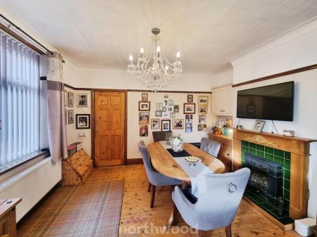 3 bedroom Semi-detached house for sale in Sandringham Road, Town Moor, Doncaster, DN2