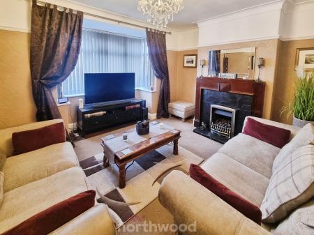 3 bedroom Semi-detached house for sale in Sandringham Road, Town Moor, Doncaster, DN2