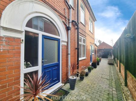 3 bedroom Semi-detached house for sale in Sandringham Road, Town Moor, Doncaster, DN2